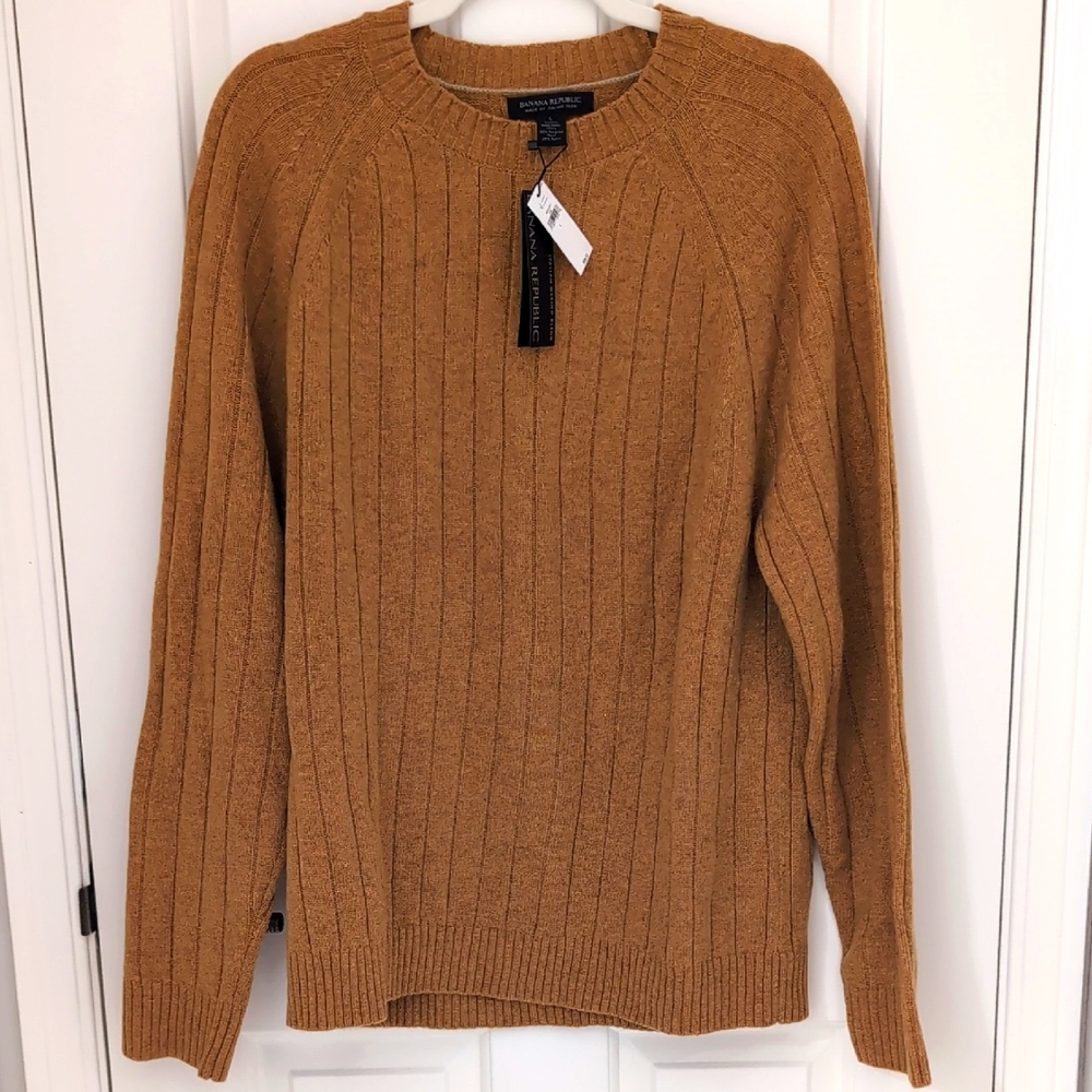 NWT Banana Republic Men's Italian Merino Wool sweater - Large